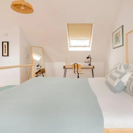 Plum Guide - Francophone Apartment *