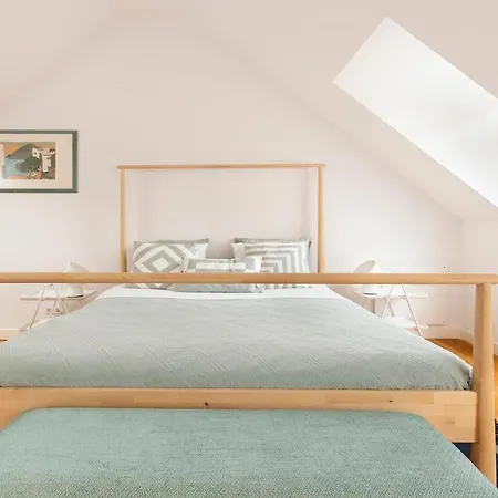 Apartment Plum Guide - Francophone Lisbon
